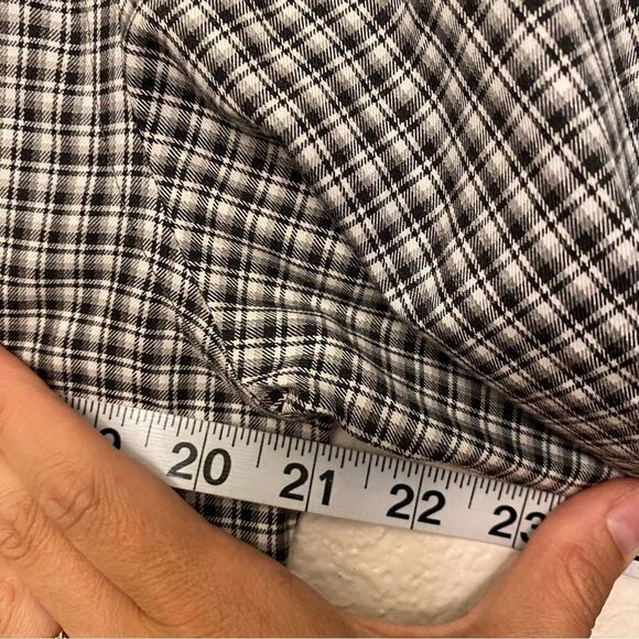 Banana Republic non iron tailored slim fit black Checked plaid button up shirt M - Picture 6 of 9